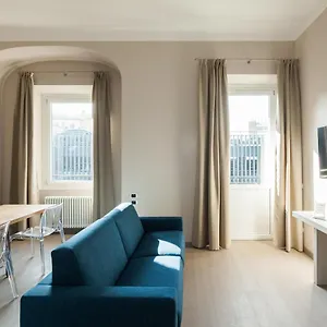 Easyhomes-duomo & Апартаменты Милан
